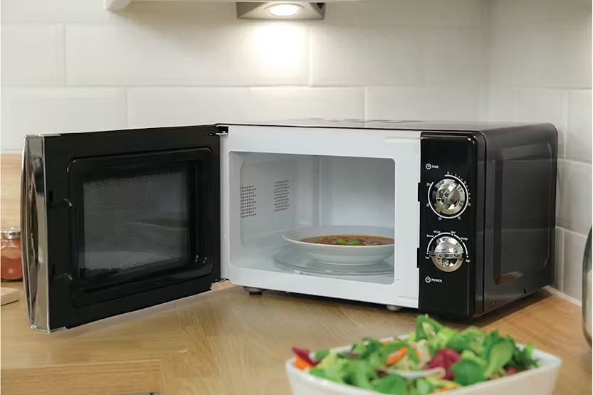 Russell Hobbs 17L 700W Freestanding Solo Microwave | RHMM701B | Jet Black