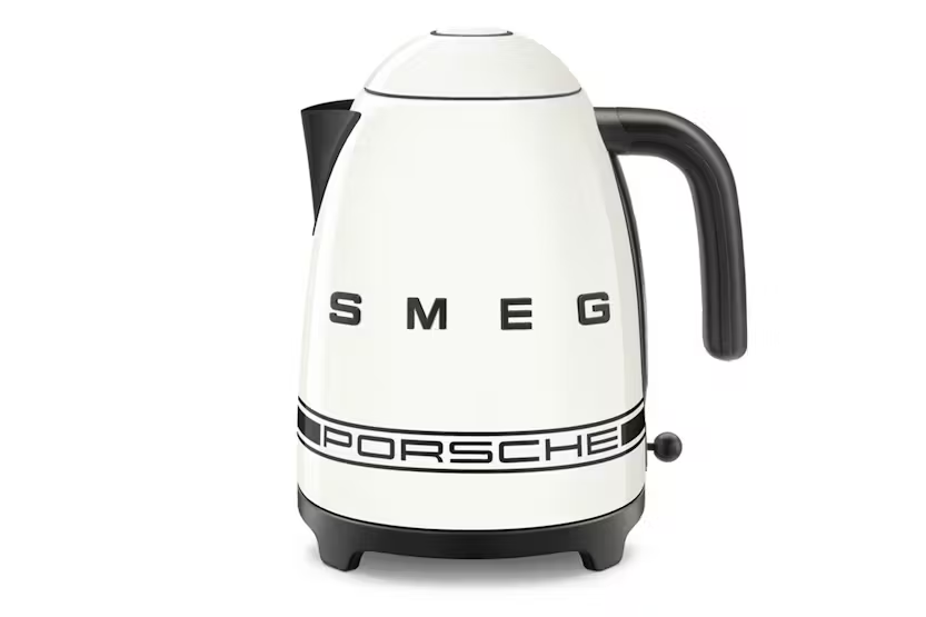 Smeg 1.7L 50's Style Porsche Kettle | KLF03PCWUK | Carrara White