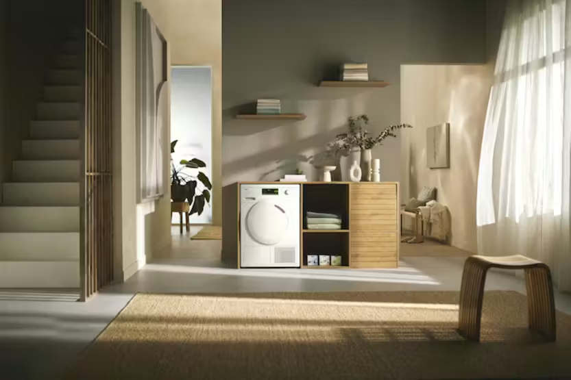 Miele 8kg Heat Pump Tumble Dryer | TEA525