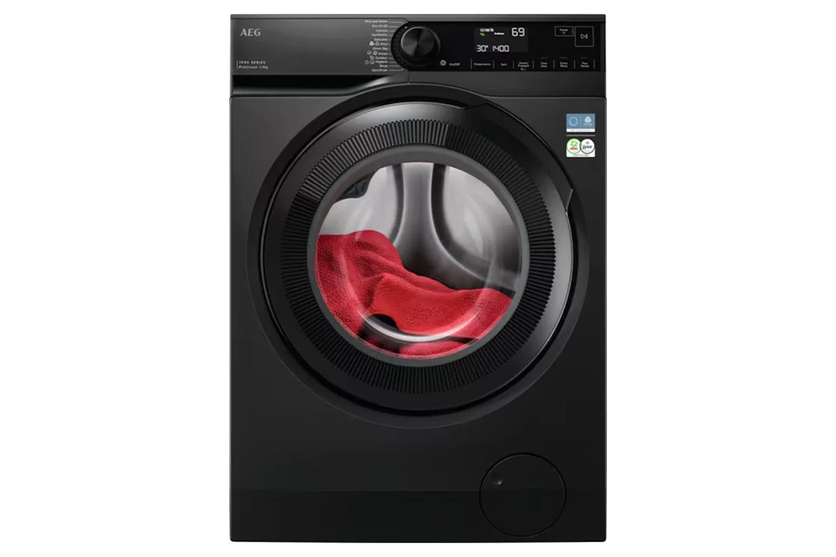 AEG 7000 Series ProSteam 9kg Freestanding Washing Machine