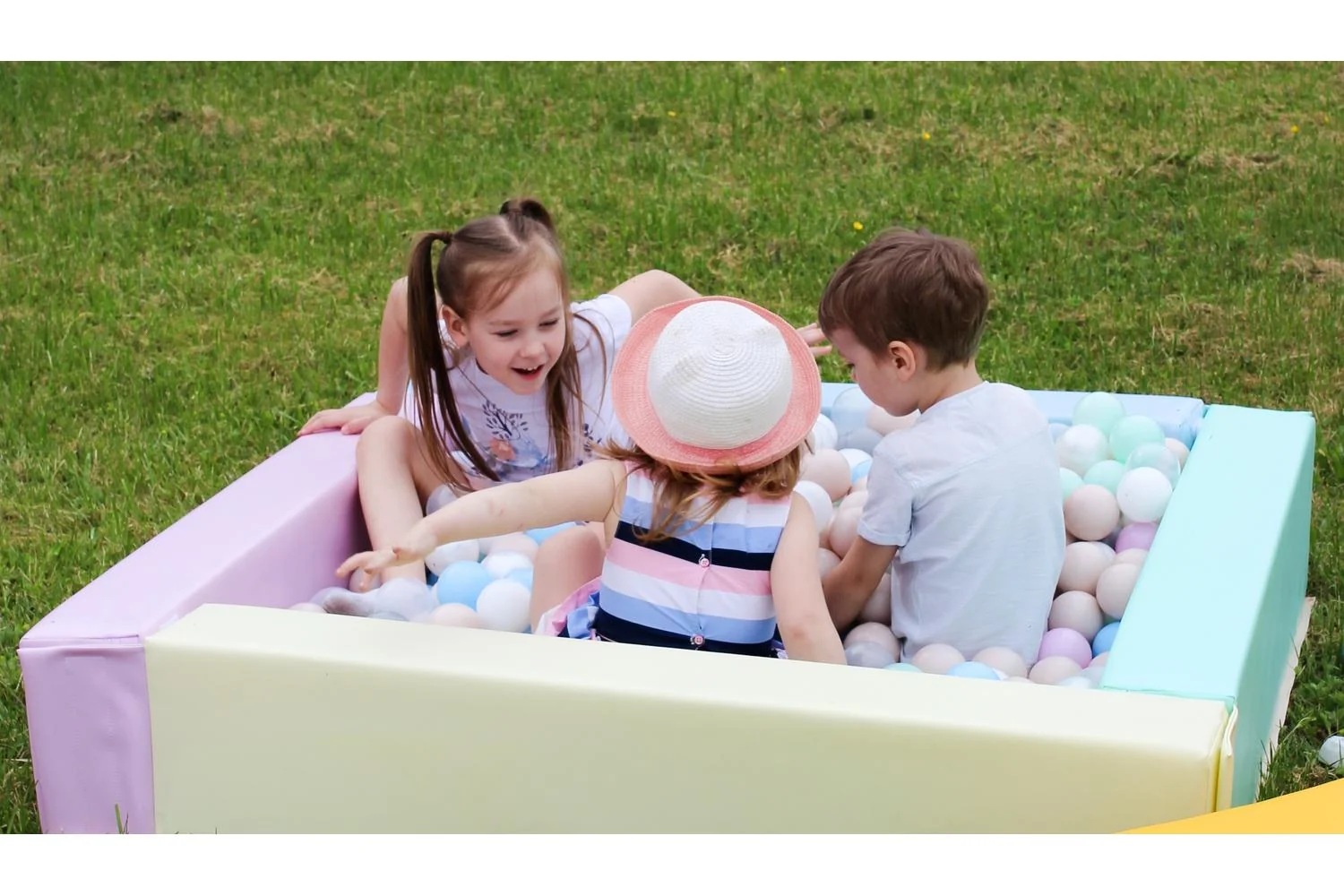 Iglu Soft Play Ball Pit - Interactive Sensory Playset For Toddlers