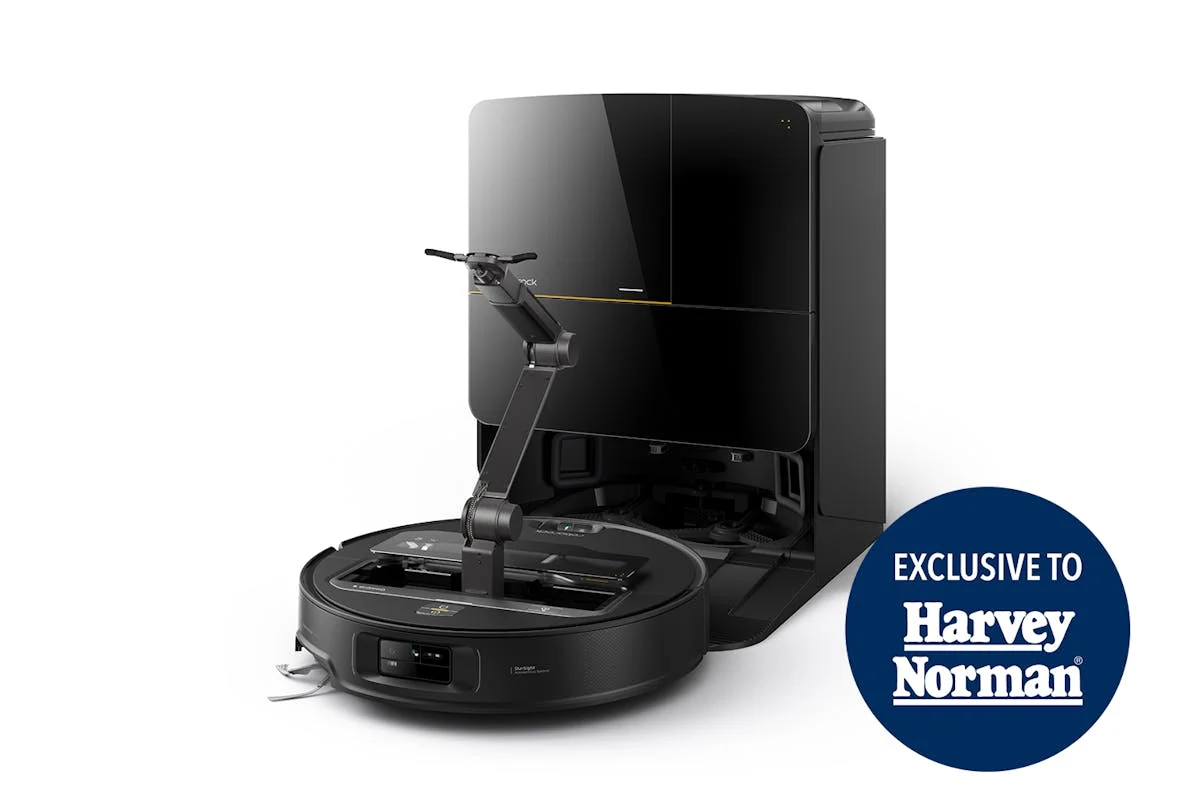 Roborock Saros Z70 Robot Vacuum Black
