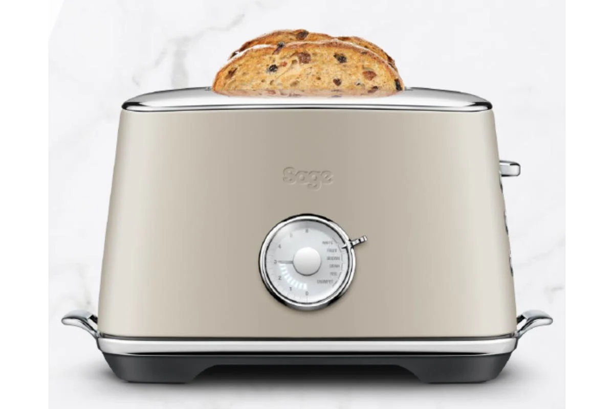 Sage the Toast Select Luxe Toaster | Almond